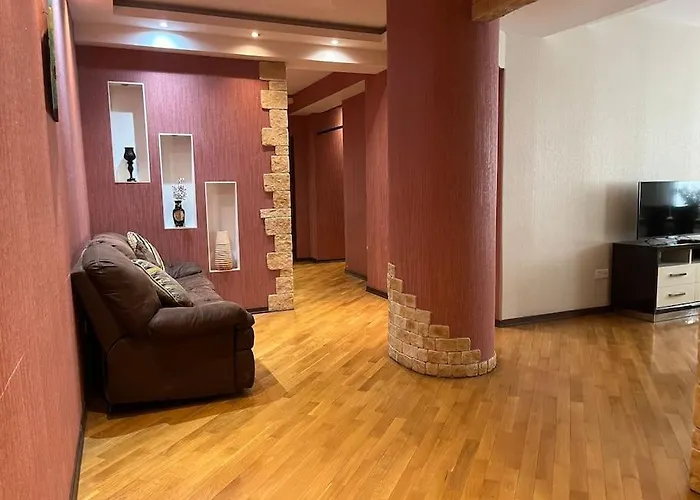 Квартира У Центра Гейдара Алиева